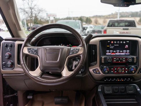 Used 2016 GMC Sierra 2500 Denali w/ Duramax Plus Package image 14