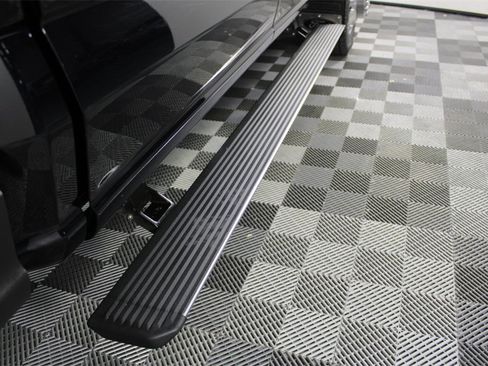 Used 2025 Ford F450 Lariat w/ Lariat Ultimate Package image 17