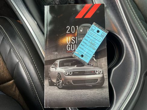 Used 2017 Dodge Challenger SRT w/ Technology Group image 10