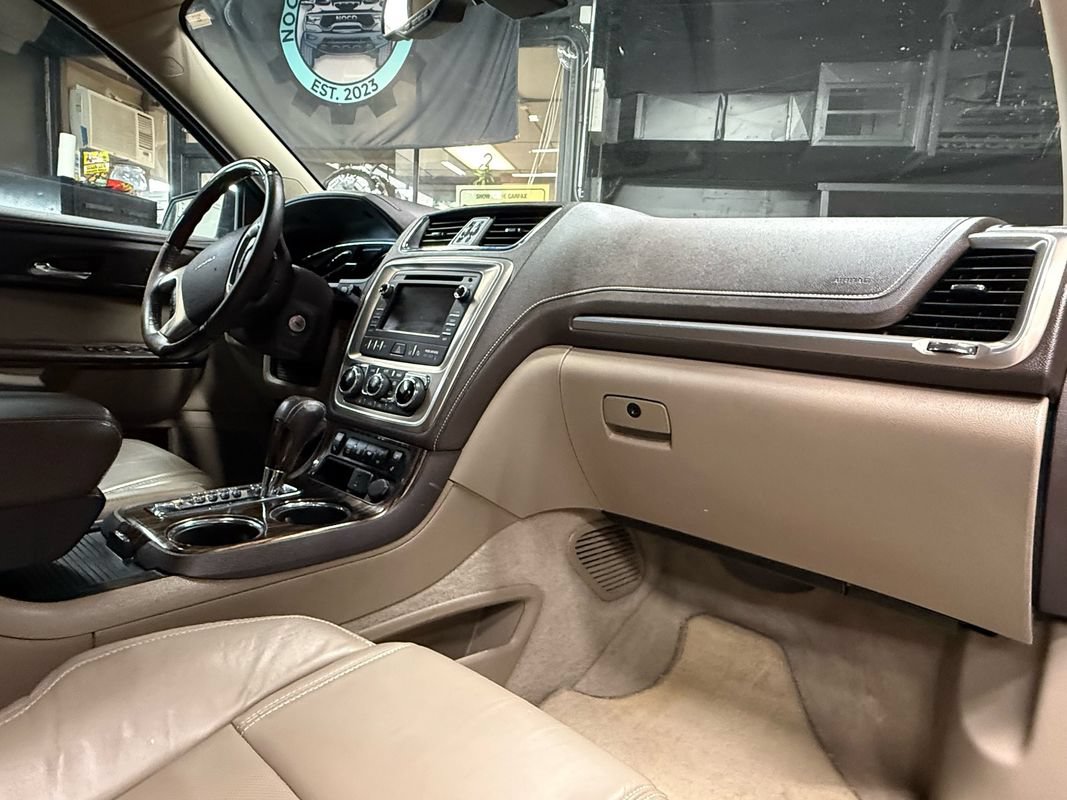 Used 2015 GMC Acadia Denali AWD/4WD image 23