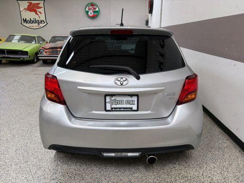 Used 2015 Toyota Yaris SE image 8