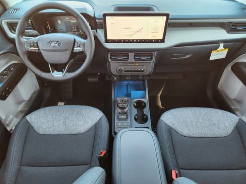 New 2025 Ford Maverick XLT w/ XLT Luxury Package image 27