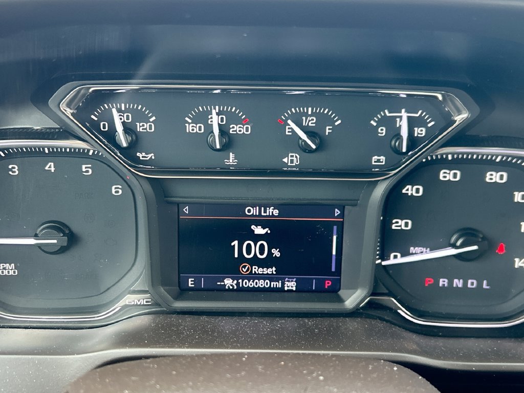 Used 2022 GMC Sierra 1500 SLT w/ SLT Premium Plus Package AWD/4WD image 27