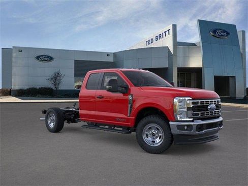 New 2026 Ford F350 XL w/ XL Chrome Package image 1