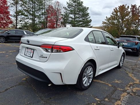 Used 2024 Toyota Corolla LE image 16