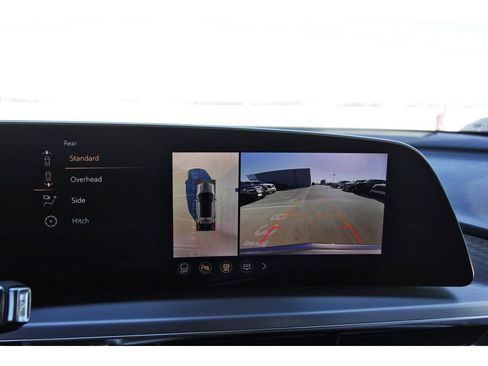 New 2026 Cadillac Lyriq Luxury image 17