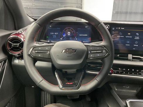 New 2026 Chevrolet Equinox RS FWD image 18
