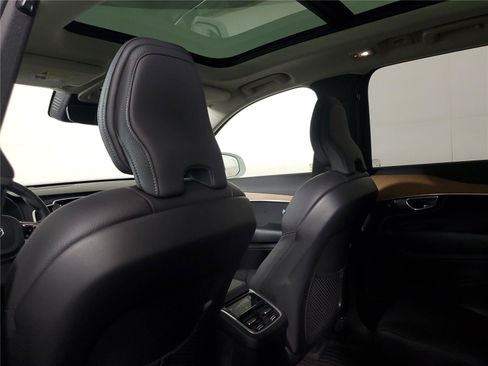 Certified 2024 Volvo XC90 B6 Plus w/ Protection Package Premier AWD/4WD image 14