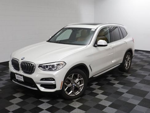 Used 2021 BMW X3 xDrive30i w/ Premium Package image 2
