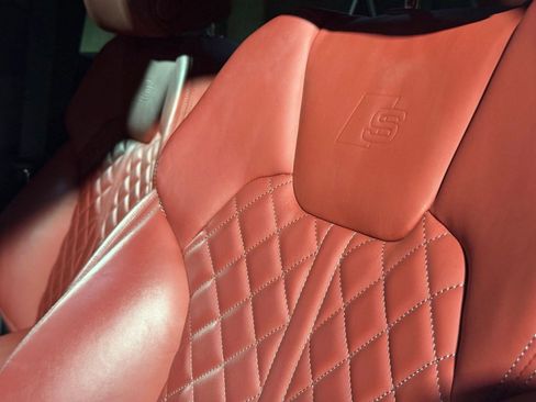 Certified 2024 Audi SQ5 Premium Plus image 30