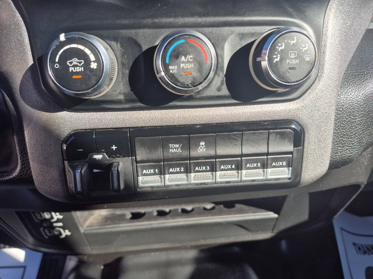 Used 2024 RAM 2500 Tradesman w/ Chrome Appearance Group AWD/4WD image 23
