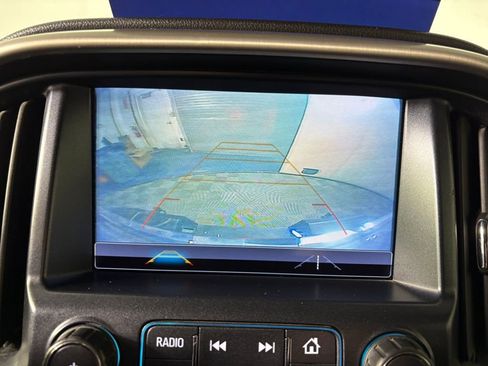 Used 2018 GMC Canyon Denali image 18