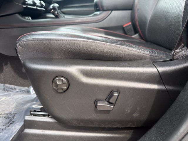 Used 2025 Dodge Durango R/T AWD/4WD image 11