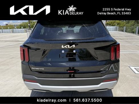 New 2026 Kia Sorento LX FWD image 4
