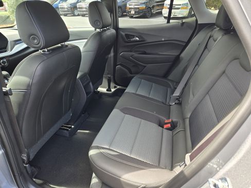 New 2026 Chevrolet Trax LT w/ Driver Confidence Package image 6