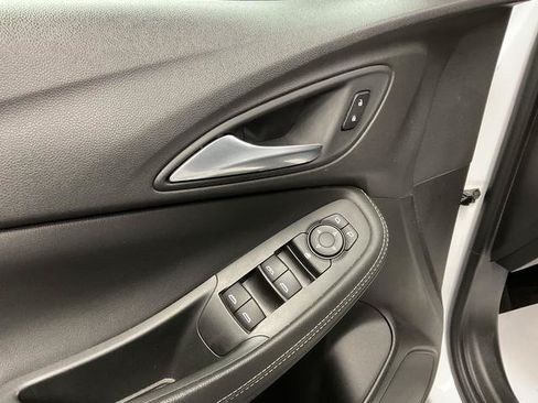 Used 2020 Buick Encore GX Preferred FWD image 12