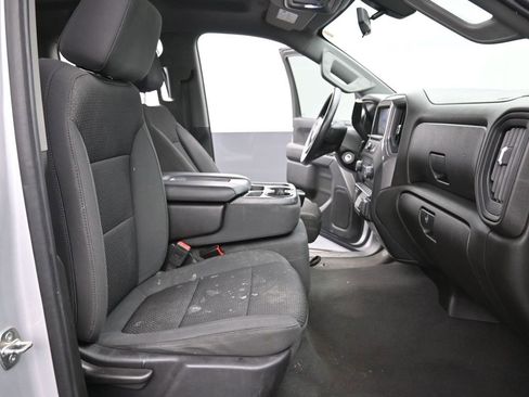 Used 2021 Chevrolet Silverado 1500 Custom image 12