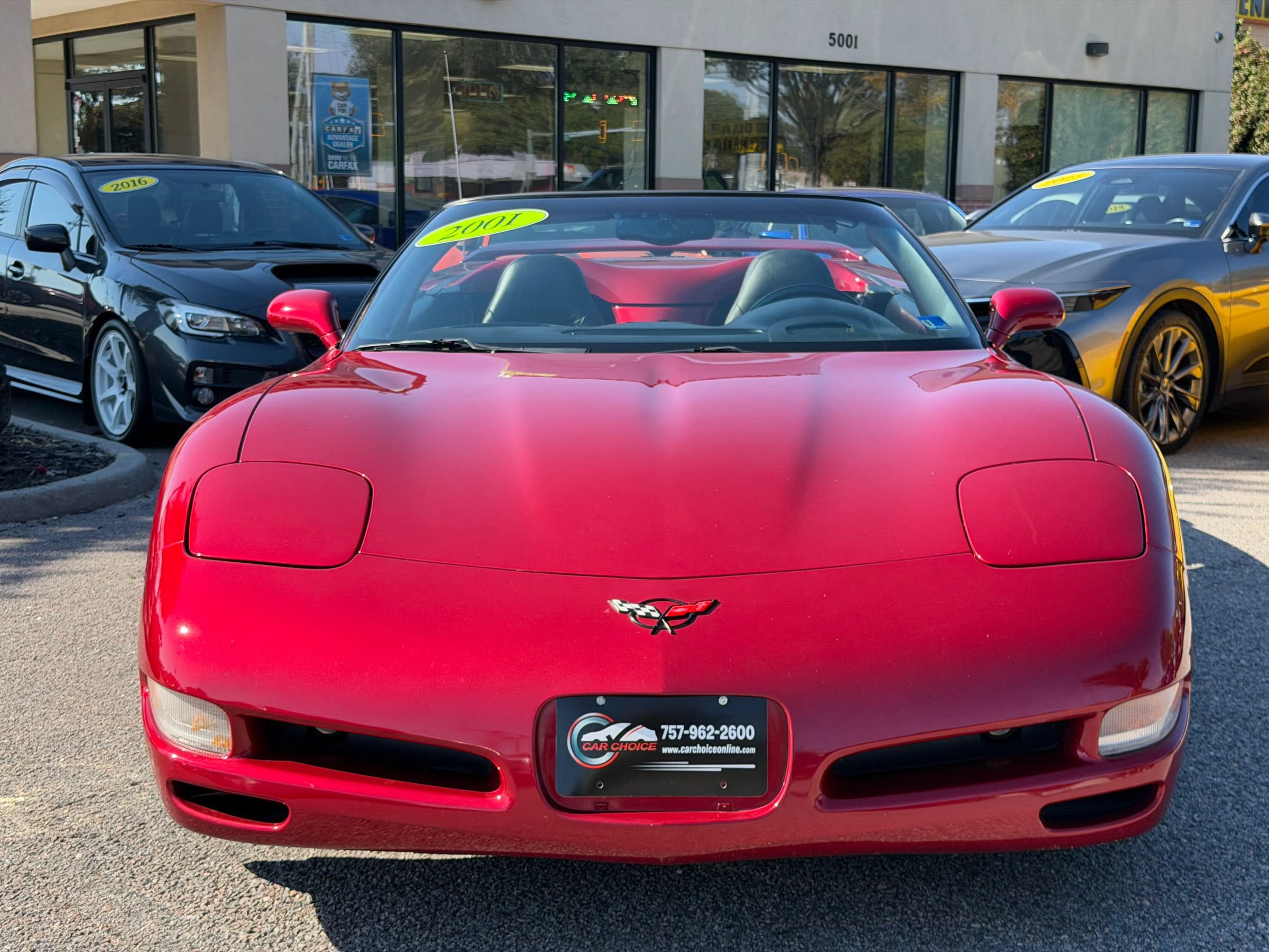 Used 2001 Chevrolet Corvette Convertible w/ Preferred Equipment Group2 RWD image 4
