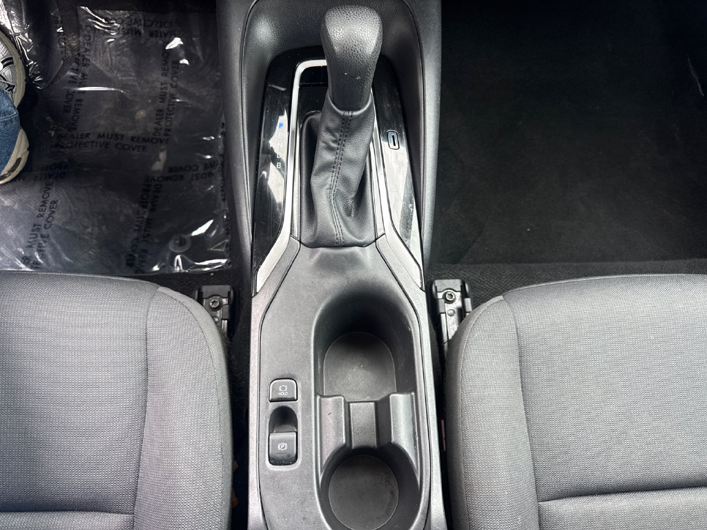 Used 2025 Toyota Corolla LE FWD image 23
