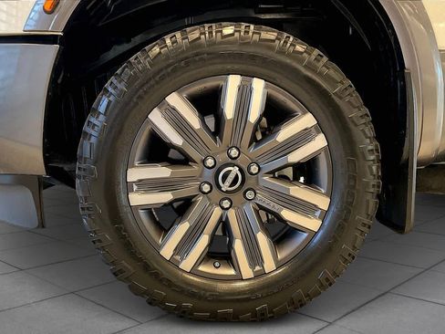 Used 2023 Nissan Titan Platinum Reserve image 10