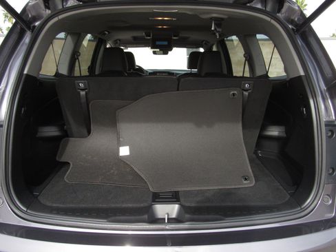 Certified 2022 Honda Pilot Touring image 13