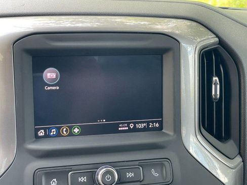 Used 2022 Chevrolet Silverado 1500 Custom image 37