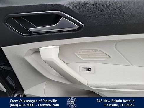 Certified 2023 Volkswagen Tiguan SE AWD/4WD image 44