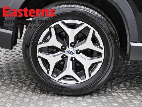 Used 2022 Subaru Forester Premium image 33
