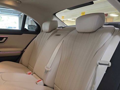 Certified 2026 Mercedes-Benz S 500 4MATIC image 18