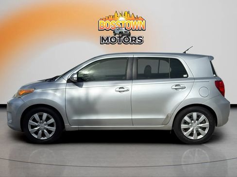 Used 2012 Scion xD FWD image 3