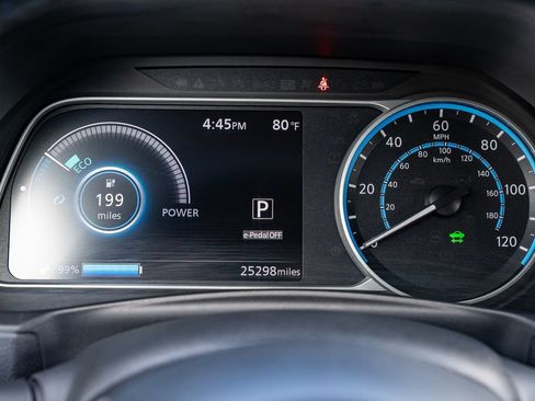 Used 2024 Nissan Leaf SV Plus FWD image 15
