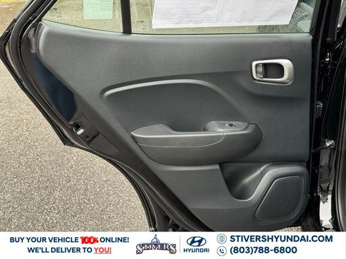 New 2026 Hyundai Venue SE image 17