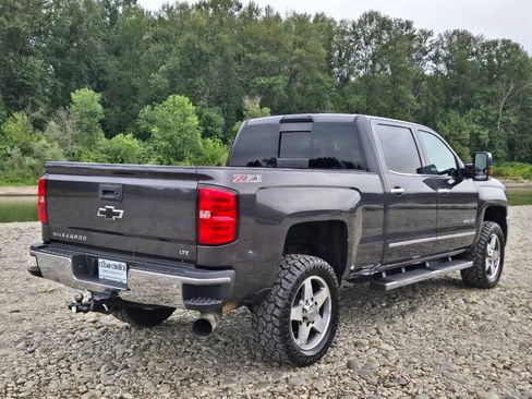 Used 2016 Chevrolet Silverado 2500 LTZ w/ Duramax Plus Package AWD/4WD image 16