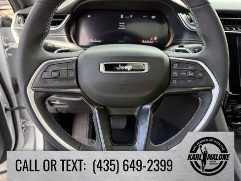 Used 2023 Jeep Grand Cherokee L Laredo AWD/4WD image 16