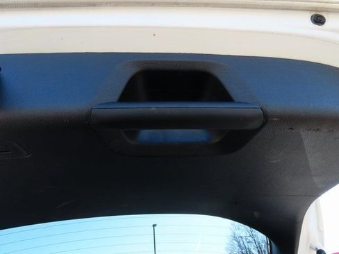 Used 2021 Kia Seltos S image 19