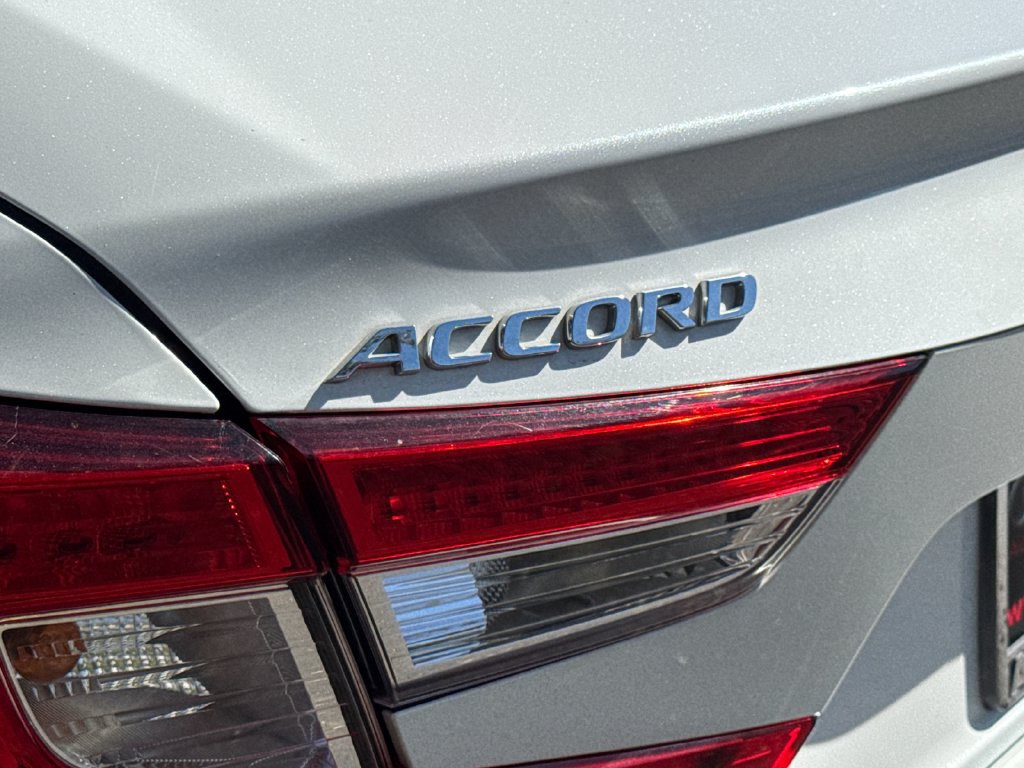 Used 2018 Honda Accord EX-L image 37