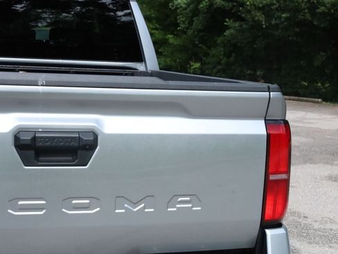 New 2025 Toyota Tacoma TRD Sport image 18