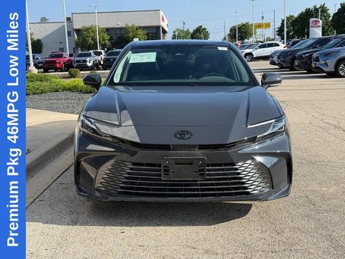 Used 2026 Toyota Camry XLE w/ Premium Package FWD image 8