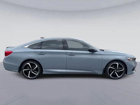 Certified 2022 Honda Accord Sport image 2