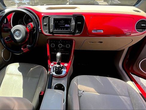 Used 2019 Volkswagen Beetle 2.0T FWD image 15