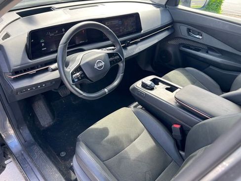 Used 2023 Nissan Ariya FWD image 14