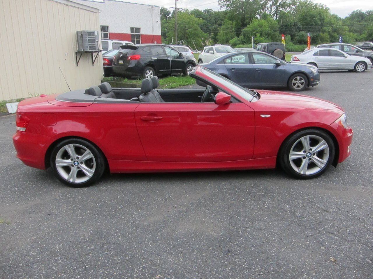 Used 2009 BMW 128i Convertible RWD image 17