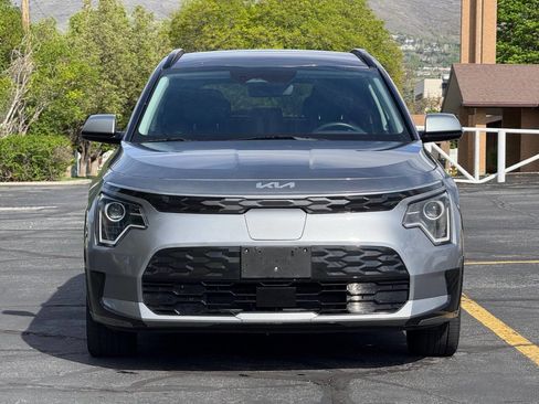 Used 2023 Kia Niro Wind image 2