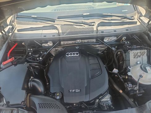 Used 2018 Audi Q5 2.0T Premium Plus w/ Premium Plus Package AWD/4WD image 39