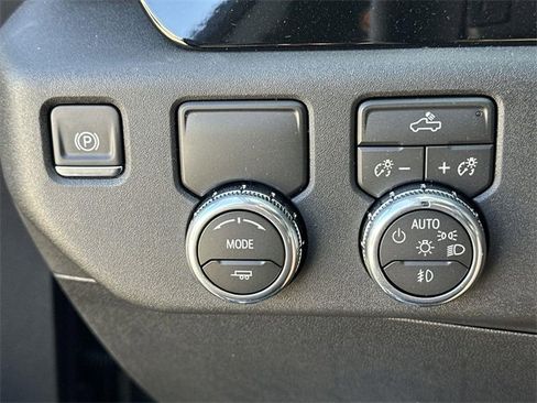 New 2026 GMC Sierra 1500 Elevation w/ LPO, Elevation Black Package image 16