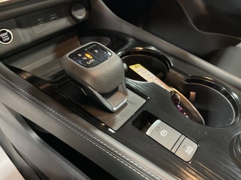 Used 2023 Nissan Rogue SL w/ SL Premium Package image 26