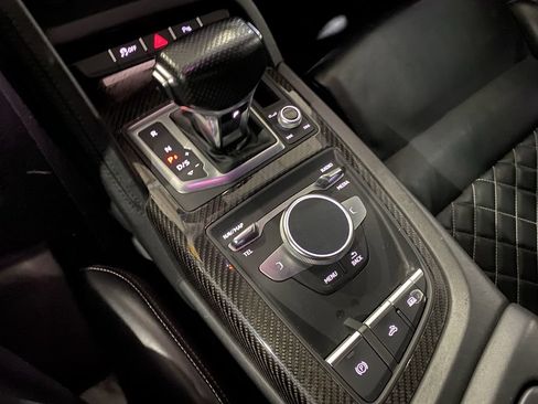 Used 2018 Audi R8 V10 plus AWD/4WD image 3
