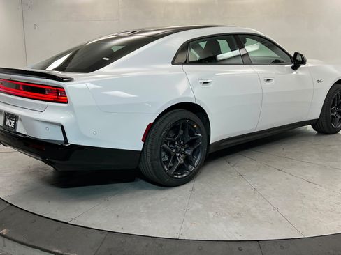 New 2026 Dodge Charger R/T AWD/4WD image 5