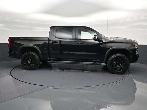 Used 2026 Chevrolet Silverado 1500 ZR2 AWD/4WD image 4