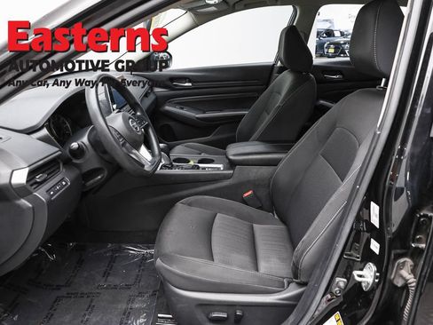 Used 2020 Nissan Altima 2.5 S AWD/4WD image 13